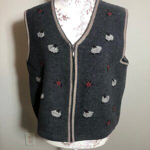 🐑Woolrich Wool Vest L – Embroidered Sheep | Vintage Cottagecore Outdoor Style